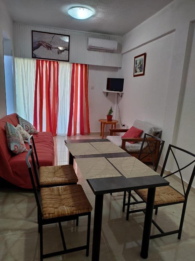 1 Bedroom Apartment Larnaca Exterior foto