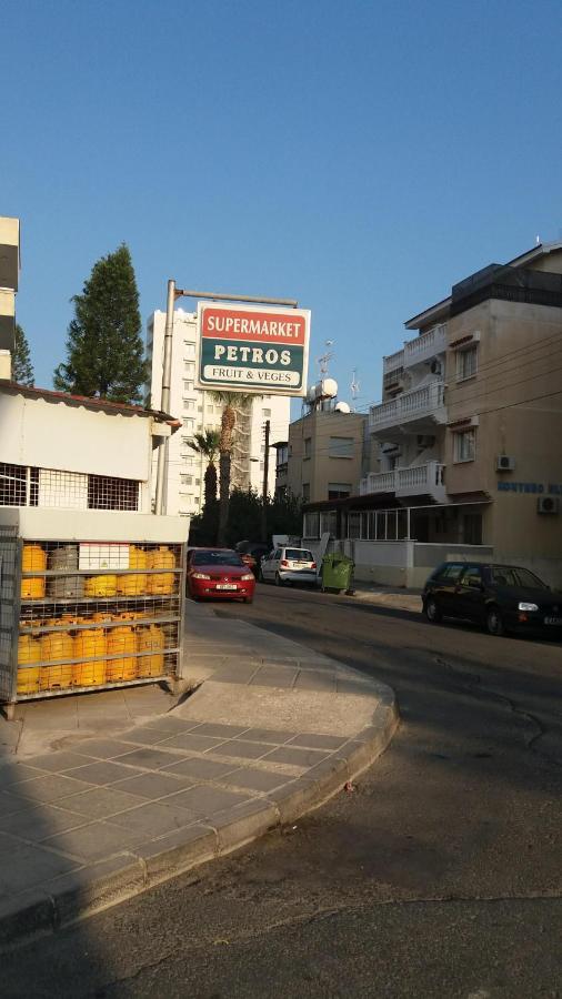 1 Bedroom Apartment Larnaca Exterior foto