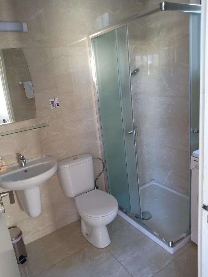 1 Bedroom Apartment Larnaca Exterior foto